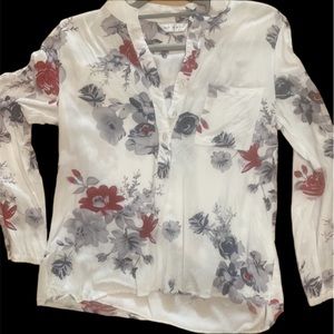Timeless floral blouse